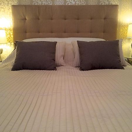 בודפשט Hello Downtown Apartment - Eiffel חדר תמונה